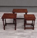 Set   3   hniezdnych   stolíkov