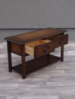 Stolík    dvoj    zásuvkový   s   policou – Obrázok 3