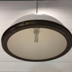 Lampa   s  kupolovitým   tienidlom