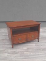 Stolík   Tv   s   otočnou   doskou