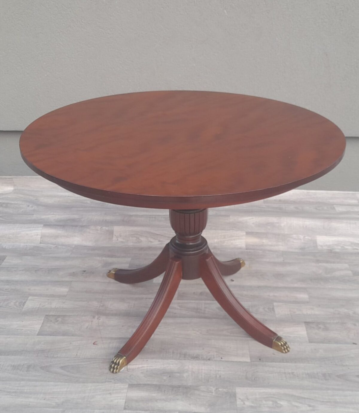 Stôl  okrúhly – Obrázok 3