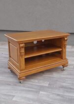 Skrinka   na   kolieskách   masív