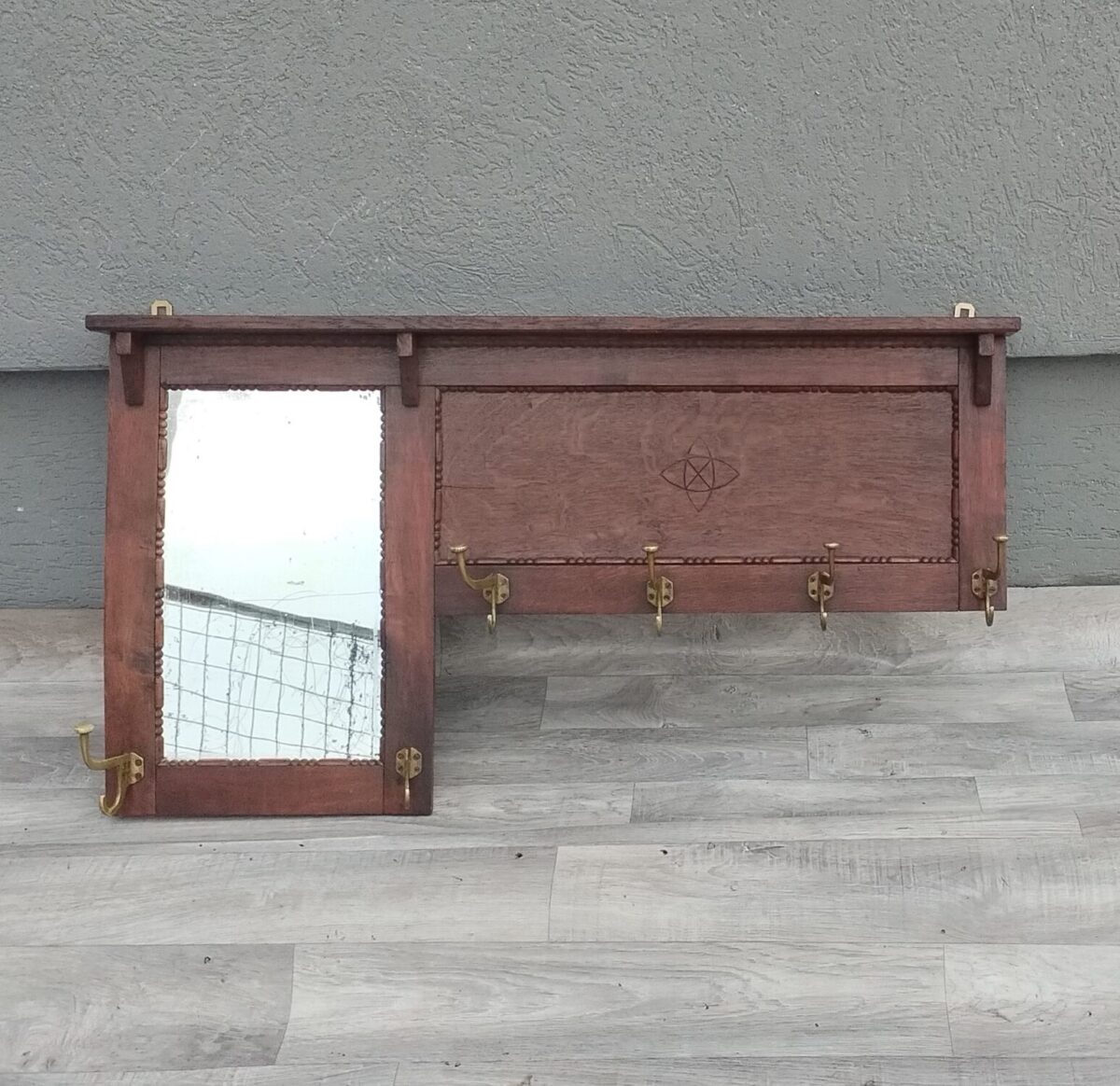 Vešiak    nástenný    so    zrkadlom – Obrázok 2