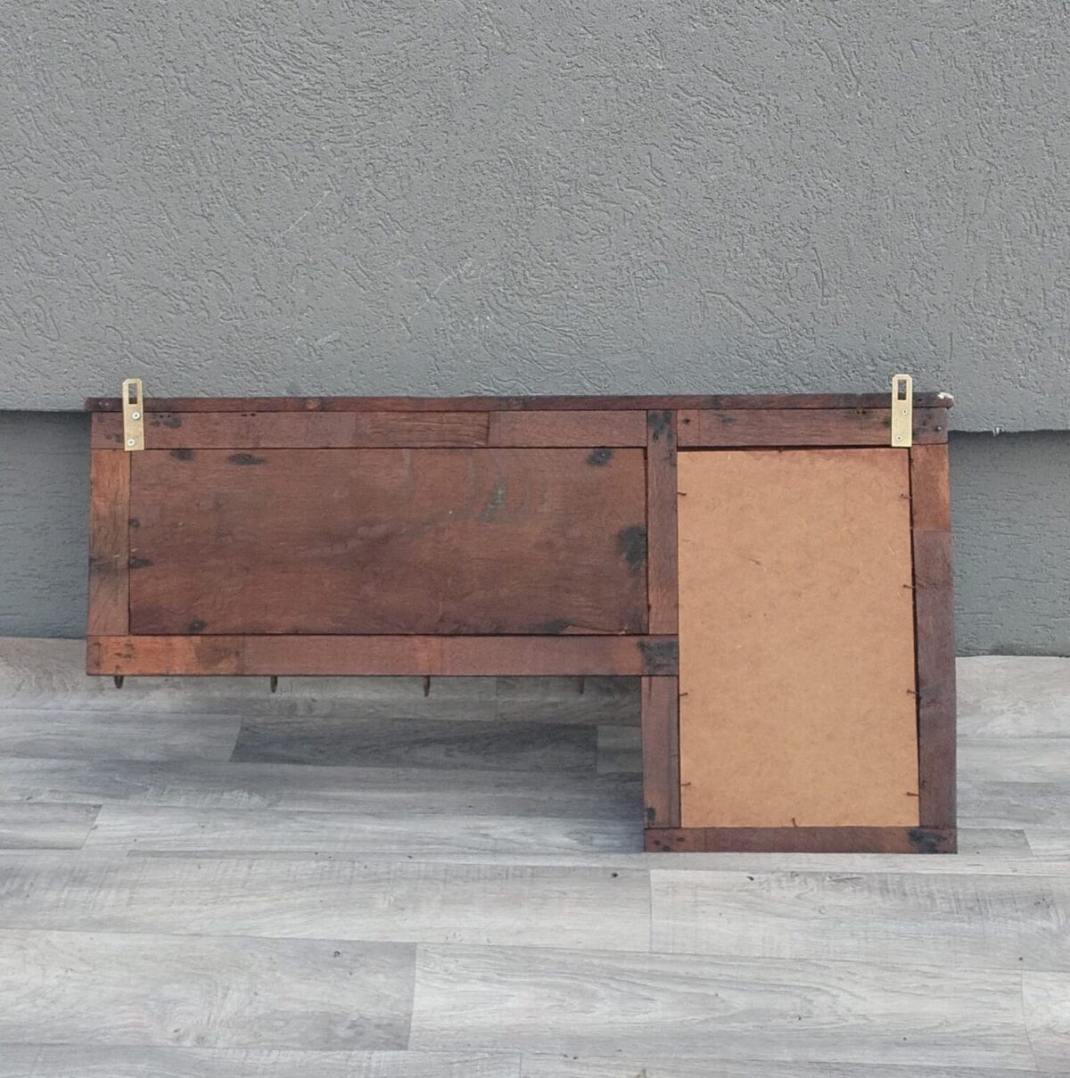 Vešiak    nástenný    so    zrkadlom – Obrázok 5