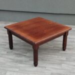 Stolík  konferenčný  masívny