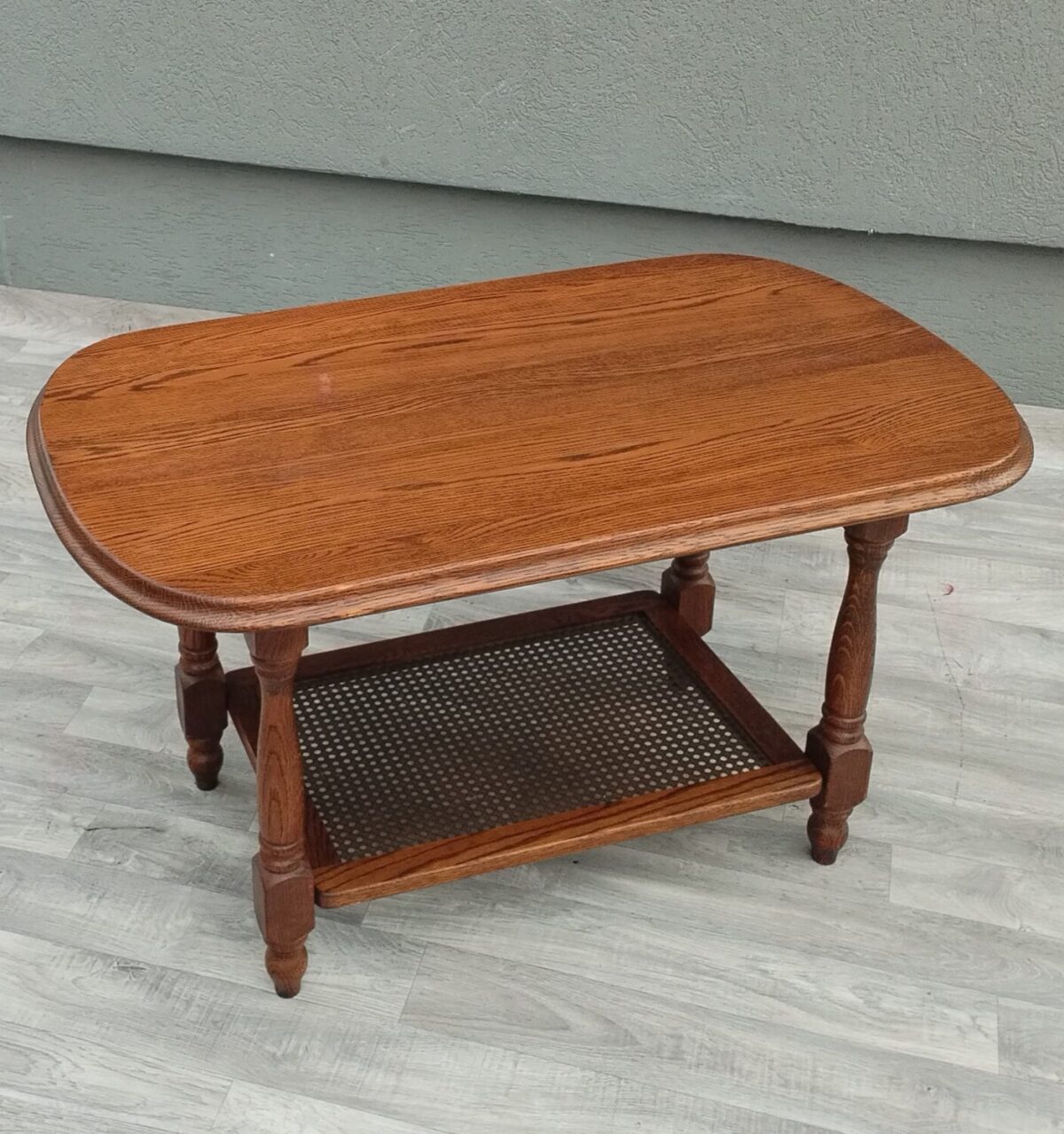 Stolík   konferenčný   s   výpletom – Obrázok 3