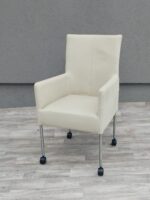 Set   bielych   kresiel   na   kolieskách  -  (  4  ks  ) – Obrázok 5