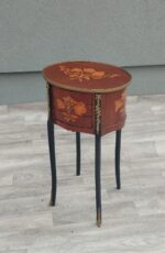 Komôdka  ,  nočný   stolík   " BAROKO "  s   intarziou – Obrázok 6