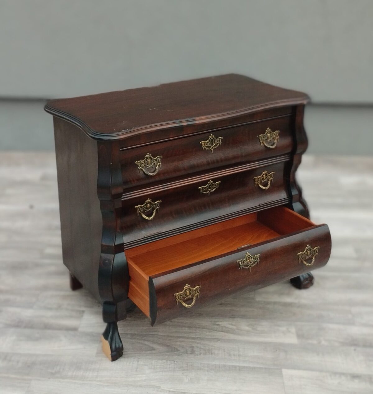 Komôdka  neobaroková – Obrázok 3