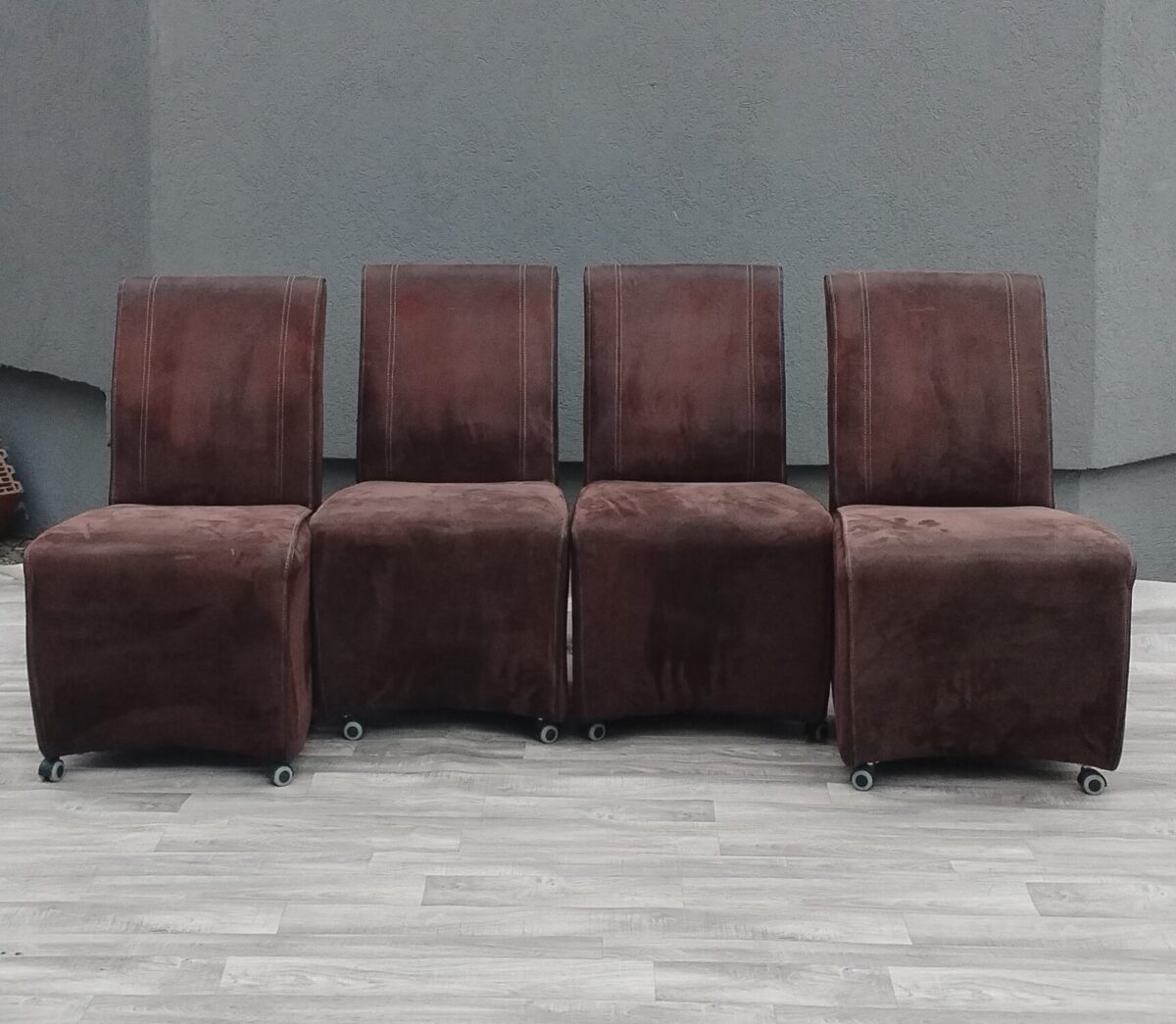 Set   kresiel   na   kolieskach   -   hnedé  -  (  4  KS  ) – Obrázok 2