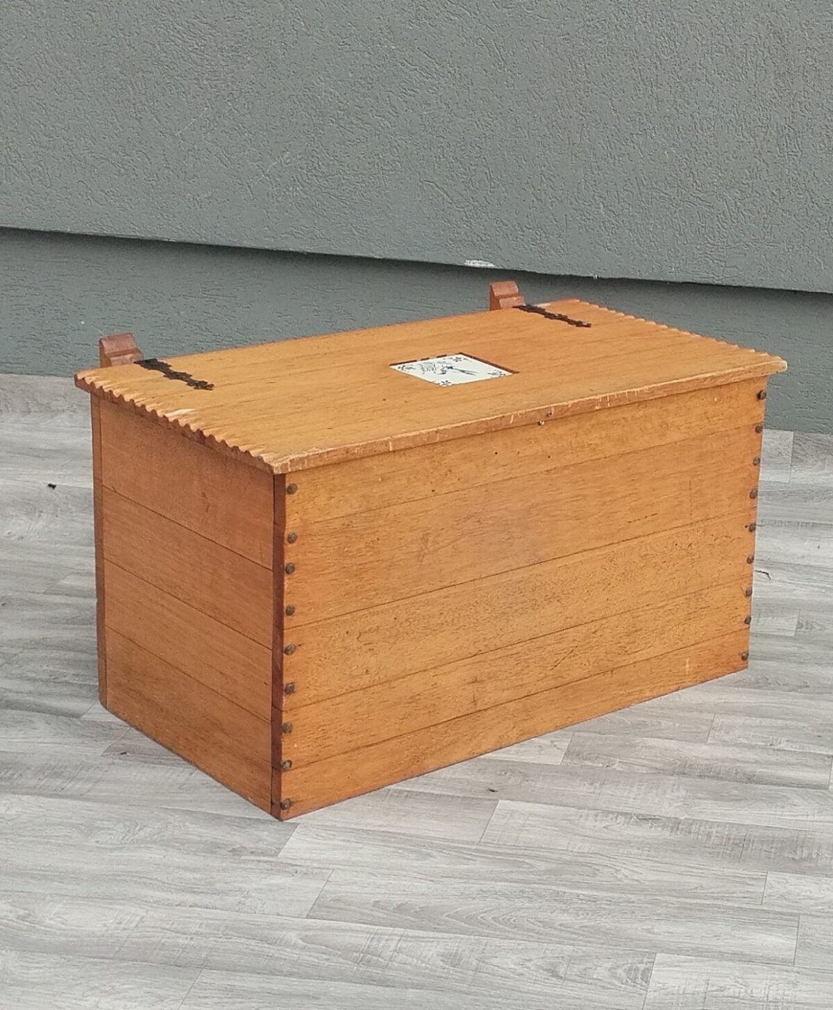 Truhlica    vintage – Obrázok 2