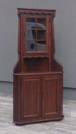 Vitrína   rohová