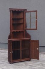 Vitrína   rohová – Obrázok 3