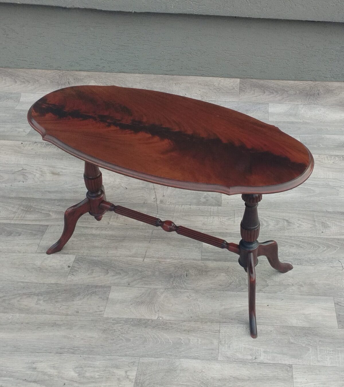 Stolík   vo   viktoriánskom   štýle – Obrázok 3