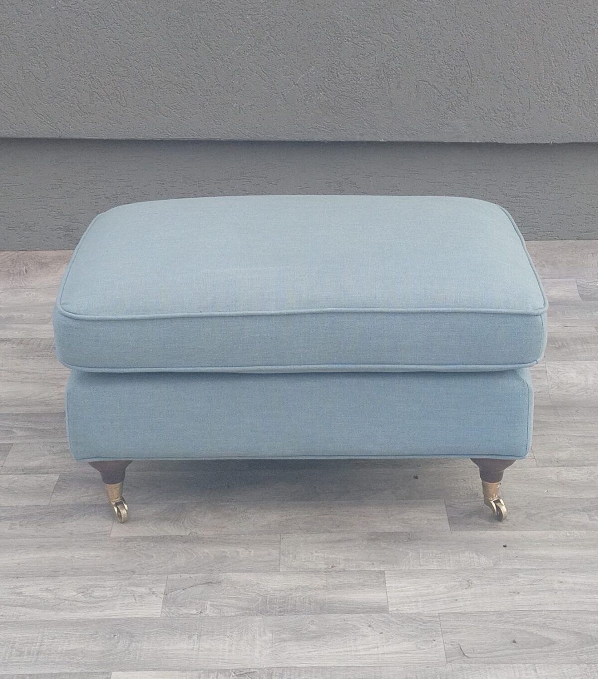 Taburetka    s    klavírnymi   nohami – Obrázok 4