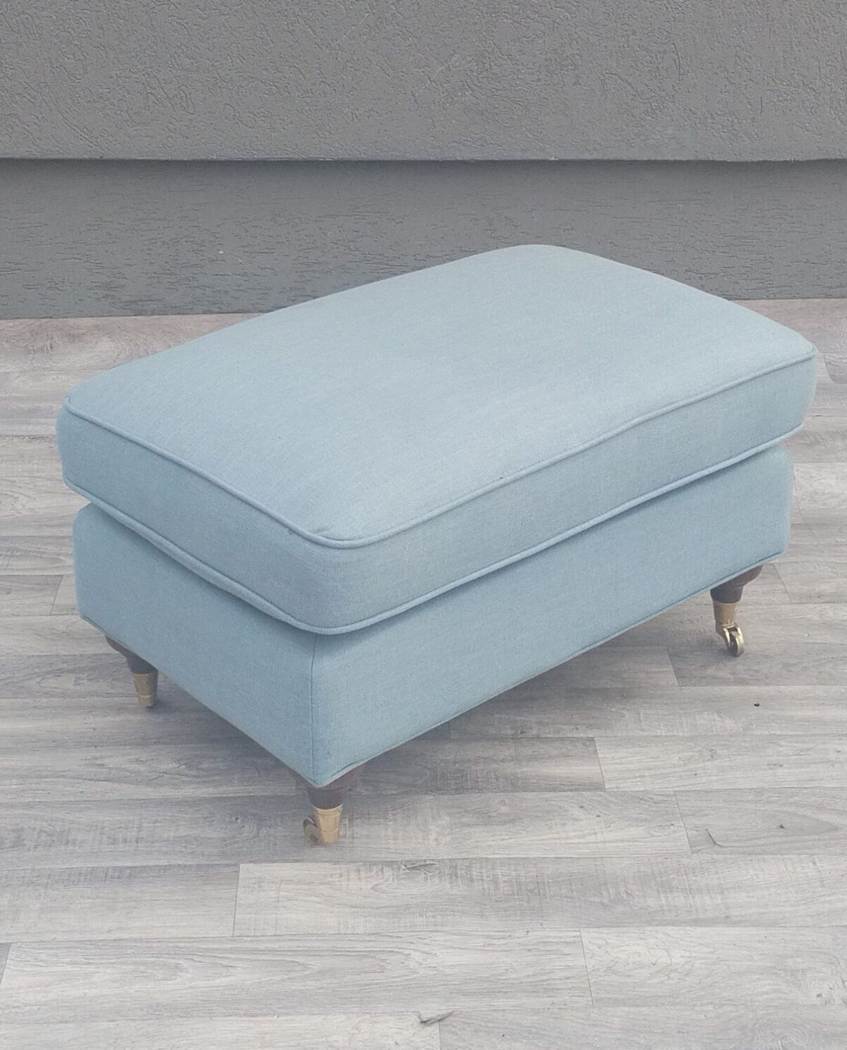 Taburetka    s    klavírnymi   nohami – Obrázok 5