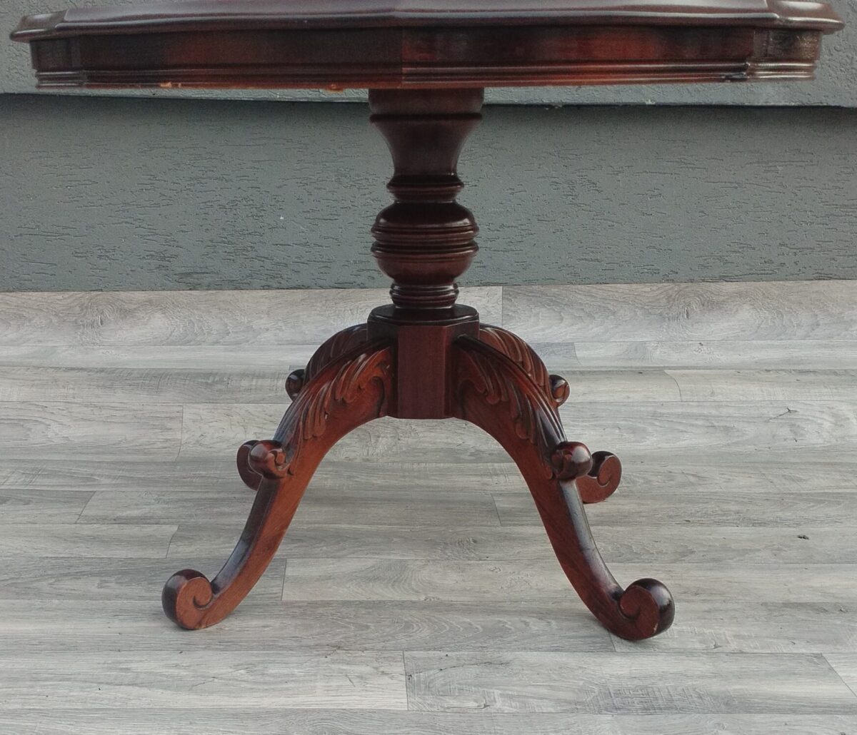 Stolík   vo   viktoriánskom   štýle – Obrázok 4