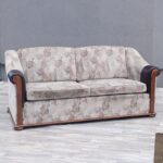 Dvojsedačka   s   dreveným   rámom