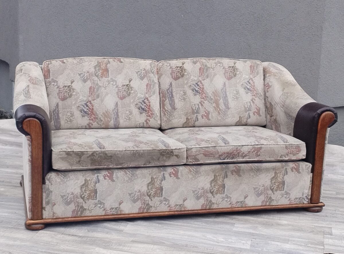 Dvojsedačka   s   dreveným   rámom – Obrázok 2