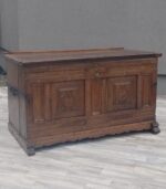 Truhlica   z   masívneho   dubového   dreva