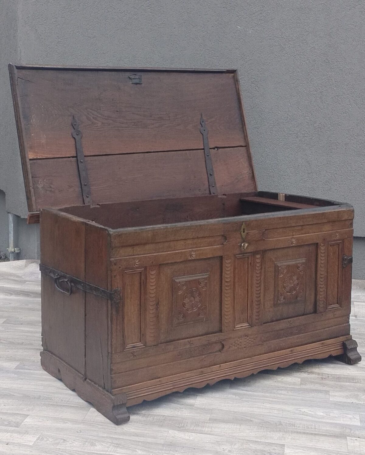 Truhlica   z   masívneho   dubového   dreva – Obrázok 4