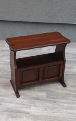 Stojan   na  časopisy