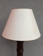 Lampa   s   masívnou   drevenou   nohou – Obrázok 6