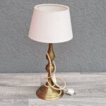 Lampa    stolová   s   mosadznou   konštrukciou