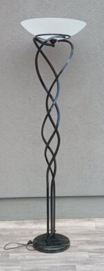 Lampa    stojanová    dizajnová – Obrázok 3