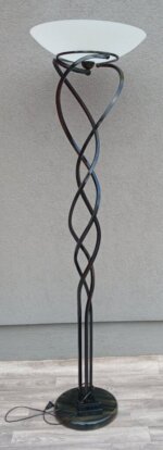 Lampa    stojanová    dizajnová – Obrázok 4
