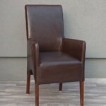 Kreslo    hnedé    čalúnené