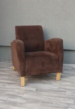 Kreslo    tmavohnedé    čalúnené