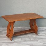 Stolík   v   kláštornom   štýle