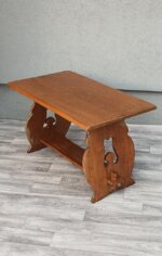 Stolík   v   kláštornom   štýle – Obrázok 5