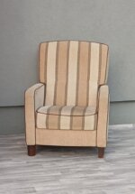 Kreslo    pruhované    hnedo    -    béžové