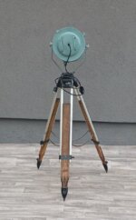 Lampa    stojacia   v    industriálnom    štýle – Obrázok 4