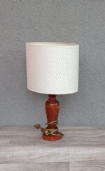 Lampa    stolná    z   masívneho   dreva – Obrázok 4