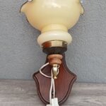 Lampa     bočná     starožitná