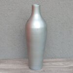 Váza    dekoratívna   s    minimalistickým    dizajnom