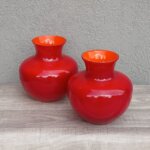 Váza    červena