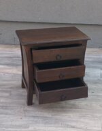 Stolík    nočný   v    koloniálnom   štýle – Obrázok 3