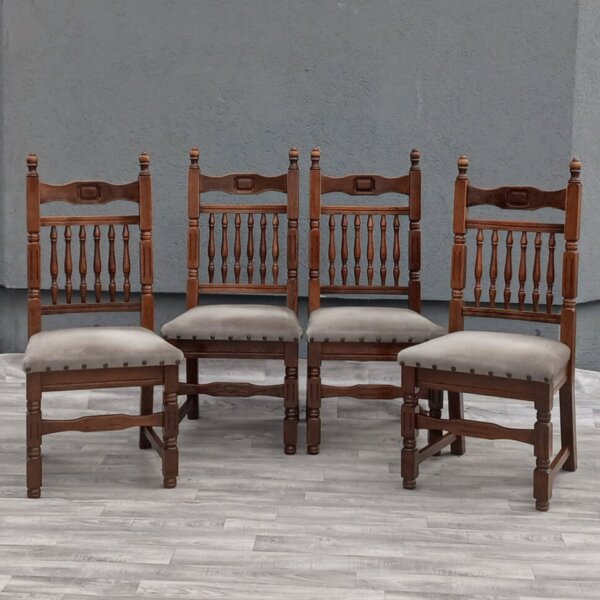 Set    starožitných    stoličiek    Windsor   (  4  ks  )