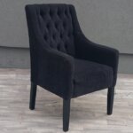 Kreslo    čalúnené    v   štýle   Chesterfield