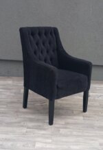 Kreslo    čalúnené    v   štýle   Chesterfield