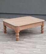 Stolík    smrekový    s    patinou