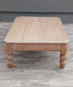 Stolík    smrekový    s    patinou – Obrázok 5