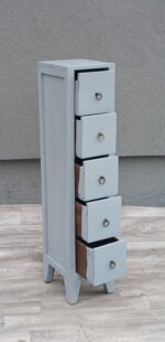 Komoda    vysoká     úzka – Obrázok 5