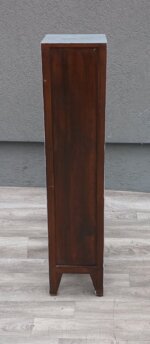 Komoda    vysoká     úzka – Obrázok 9