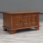 Komoda    rustikálna    z   masívu