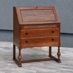 Stôl    písací    celodrevený